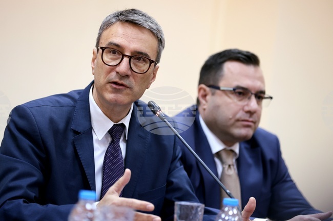 НС зачеркна възможността България да получи стотици милиони евро, каза Трайчо Трайков за забраната да променя структурата на дружества на БЕХ 