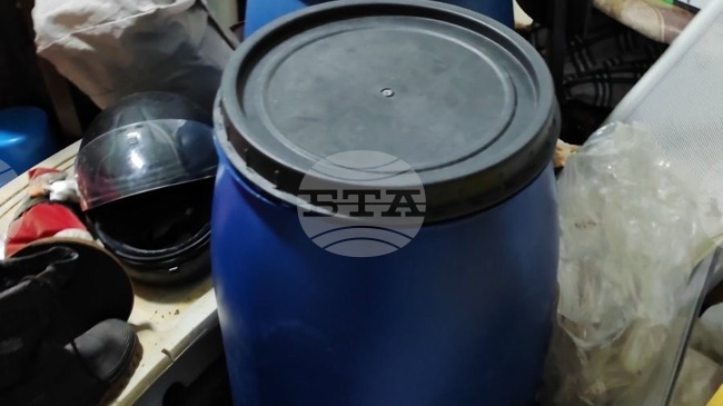 Около 15 кг марихуана е иззета от жилище в Бургас, задържан е мъж на 40 години 