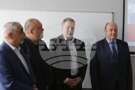 Технически университет - лаборатория - откриване