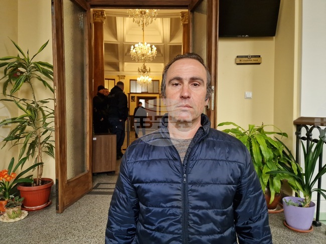 Административният съд във Велико Търново разглежда жалба срещу отказан референдум по повод изграждането на фотоволтаични централи в Леденик