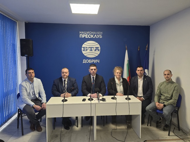 Представяне на листата с кандидати за народни представители на коалиция "Продължаваме промяната - Демократична България" за Добрич
