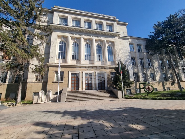 В Медицинския университет в Плевен се обучават 1563 чуждестранни студенти