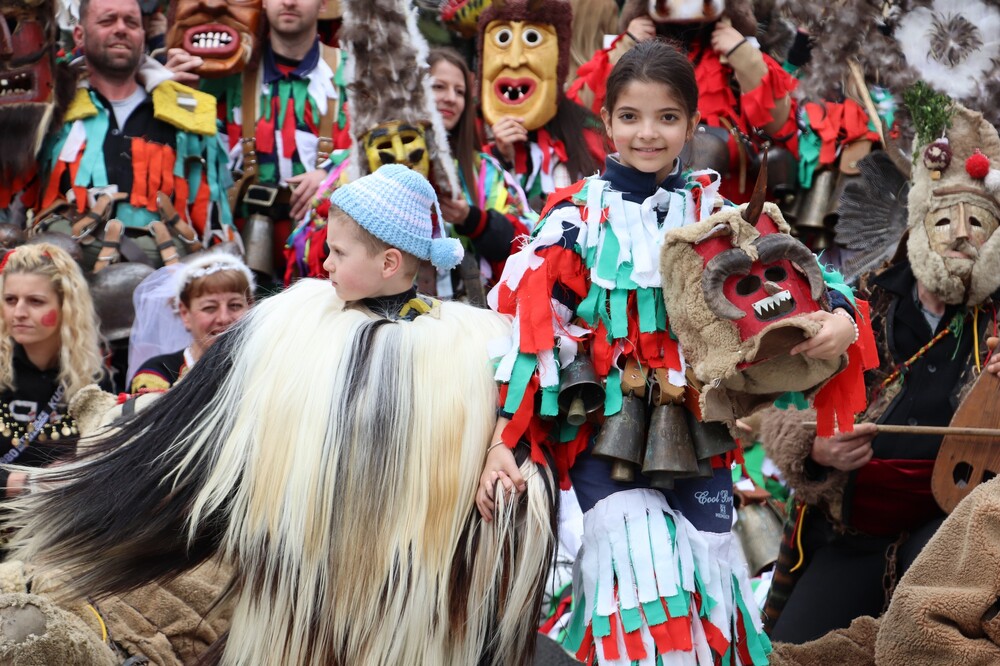 Община Банско: Банско беше домакин на „Ликовете” от Светля