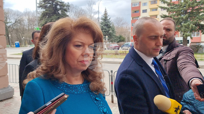 Струва ми се, че това е една от най-сложните кампании за политическите сили, каза президентът Илияна Йотова 