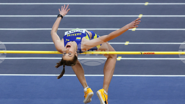 Световната рекордьорка Ярослава Магучих спечели световната титла в скока на височина в Торун, бяха дадени три сребърни медала