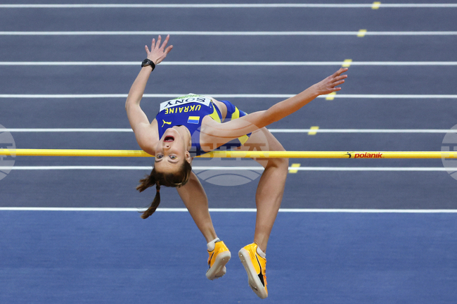 Световната рекордьорка Ярослава Магучих спечели световната титла в скока на височина в Торун, бяха дадени три сребърни медала