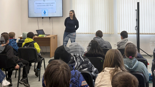 Посетителският център на НП „Рила“ в Самоков отбелязва Световния ден на водата с отворени врати и беседи с ученици