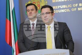 Александър Пулев - Никола Стоянов - брифинг