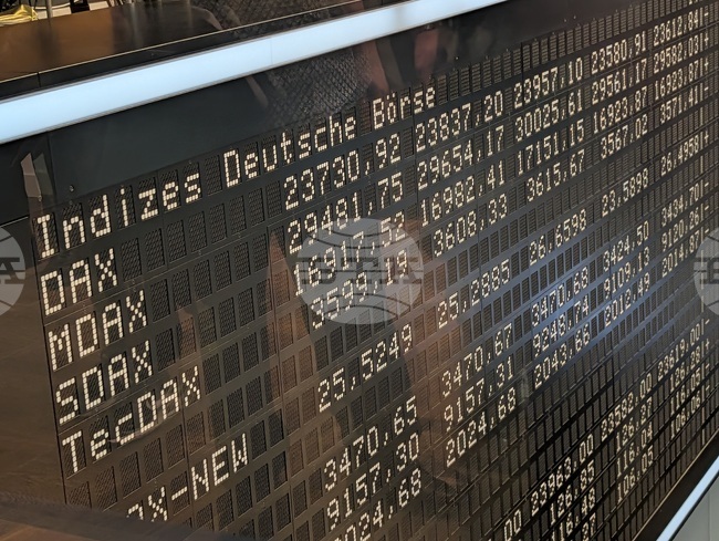 Европейските борси откриха сесиите с понижения на фона на несигурността около Близкия изток