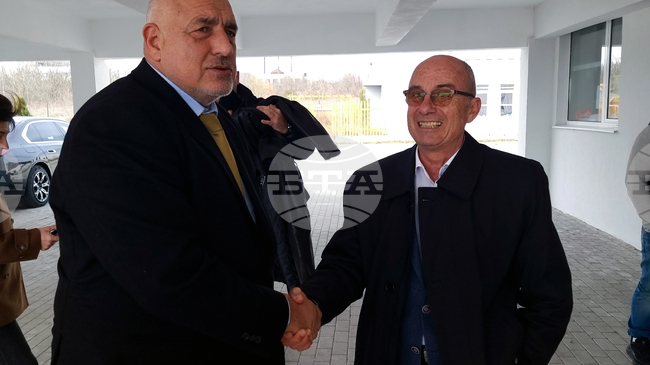 On First Day of Election Campaign, GERB Leader Visits New State Hospital under Construction in Yambol