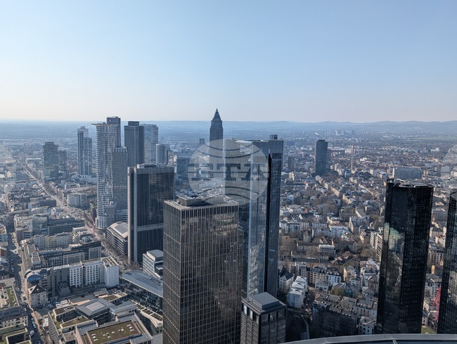 Растежът на германския частен сектор се забавя до тримесечен минимум през март 