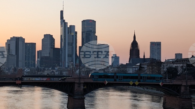 Пазарите под натиск: Пи Ем Ай индексите и енергийният шок ще очертаят първите реални ефекти от войната в Близкия изток