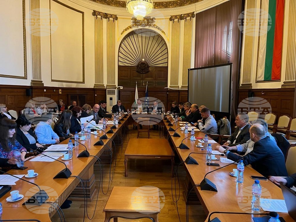 Agriculture Minister: Bulgaria Insists on Additional Protection for Farmers from EC