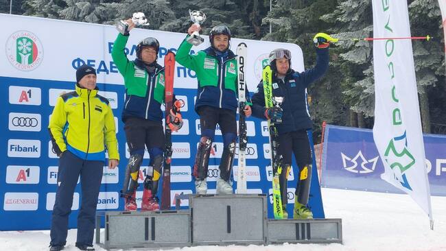 Община Банско: Двоен успех за национала Иван Главчев на слаломите за купа „Бороспорт“