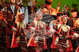 Бургас - „Празници на професионалното фолклорно музикално и танцово изкуство“ - откриване