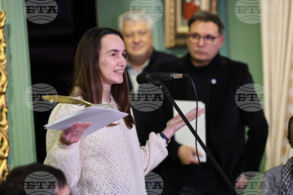 Sibila Alexova Wins National Poetry Award