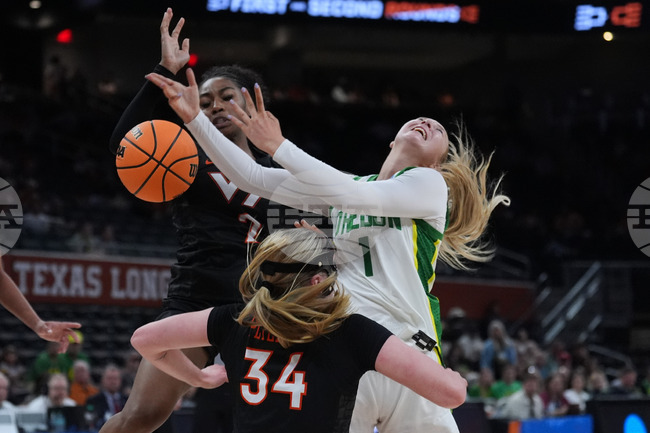 APTOPIX Virginia Tech Oregon Basketball
