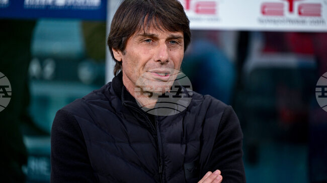 Наполи обсъжда четири имена за треньорския пост