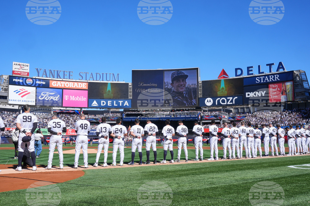 Yankees Gardner's Son Baseball