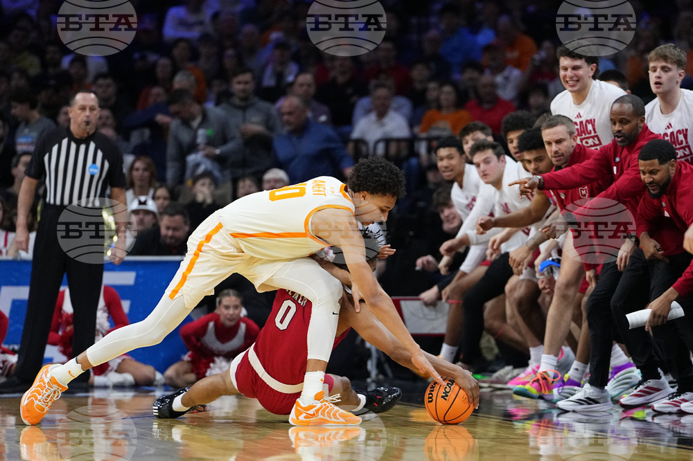 APTOPIX NCAA Miami Ohio Tennessee Basketball