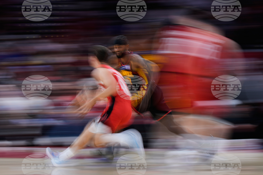 Hawks Rockets Basketball