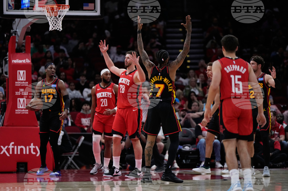 Hawks Rockets Basketball