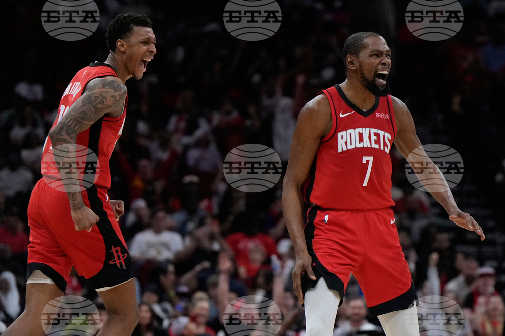 Hawks Rockets Basketball