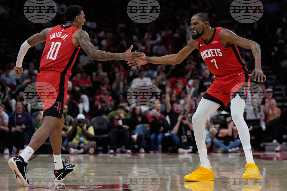 APTOPIX Hawks Rockets Basketball