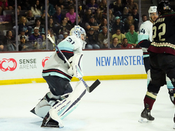 Kraken Coyotes Hockey