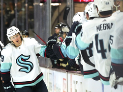 Kraken Coyotes Hockey