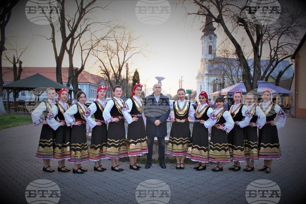 Banat Bulgarian Catholic Community in Star Bisnov Marks Pascha