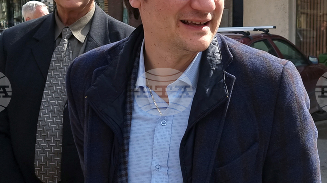 БСП ще участва в следващия парламент като значима и градивна политическа сила, каза Крум Зарков в Кюстендил