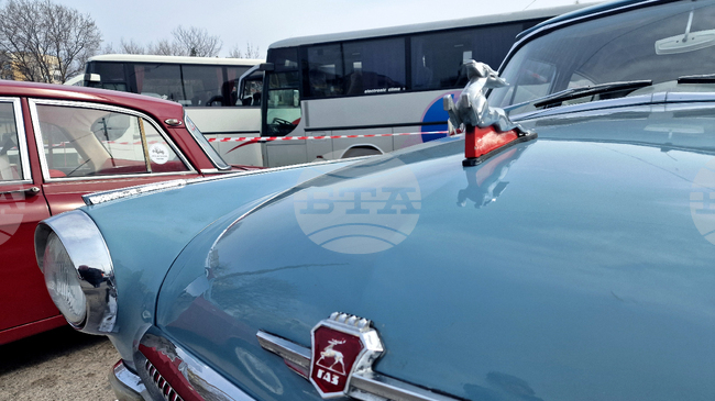 Стоян Стоянов с "Трабант" спечели третото издание на състезанието по майсторско управление на ретро автомобили в Стара Загора