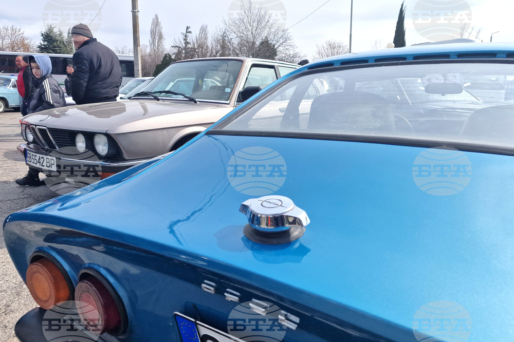 Стара Загора - ретро автомобили - майсторско управление - състезание