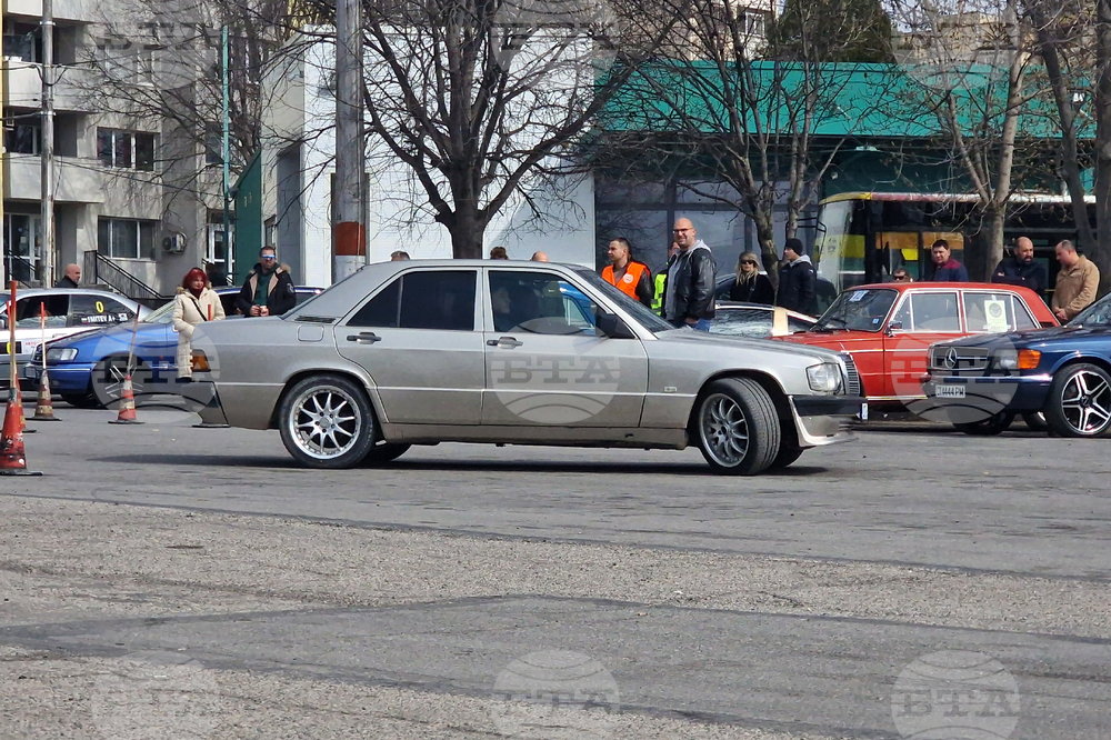 Стара Загора - ретро автомобили - майсторско управление - състезание