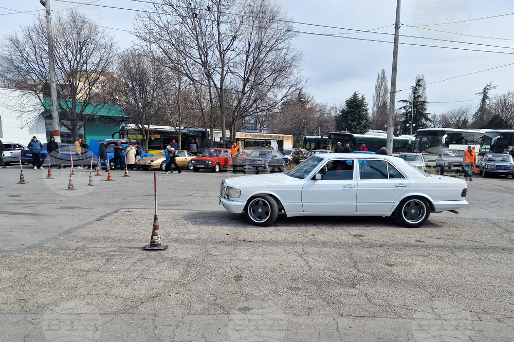 Стара Загора - ретро автомобили - майсторско управление - състезание