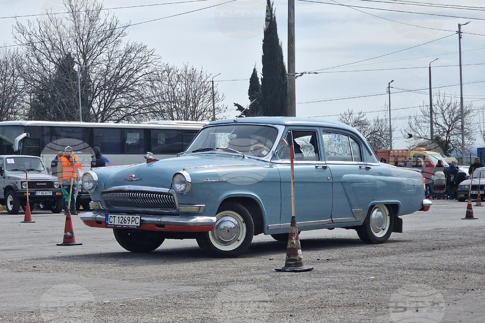 Стара Загора - ретро автомобили - майсторско управление - състезание