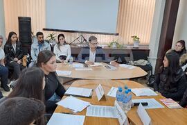 Разград - ученици - дебат