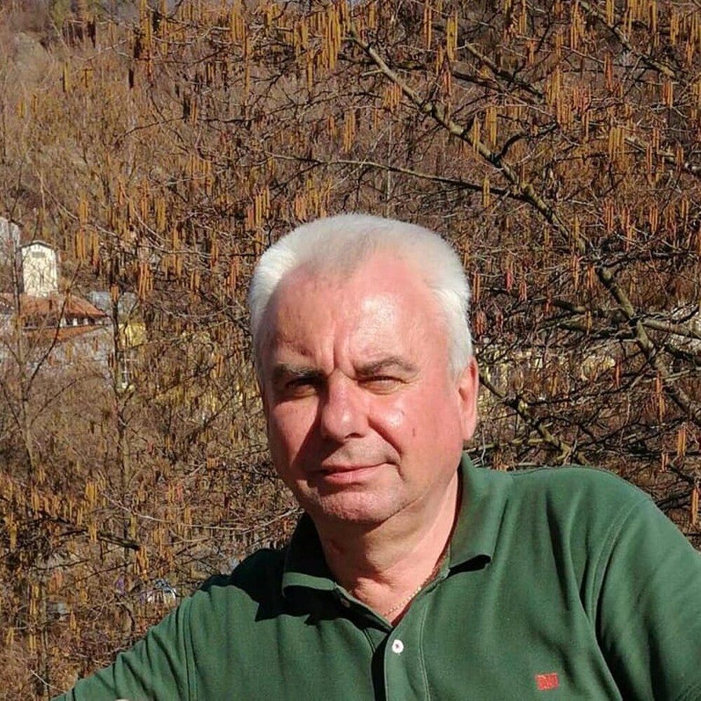 Кметът на Ловеч поздрави първия демократично избран кмет на града Минчо Диков за юбилея