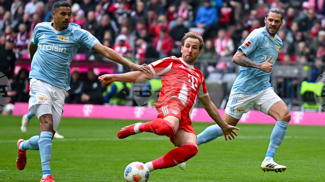 Кейн направи всичко, което зависи от него, за да е с нас, казва директорът на Байерн Макс Еберл