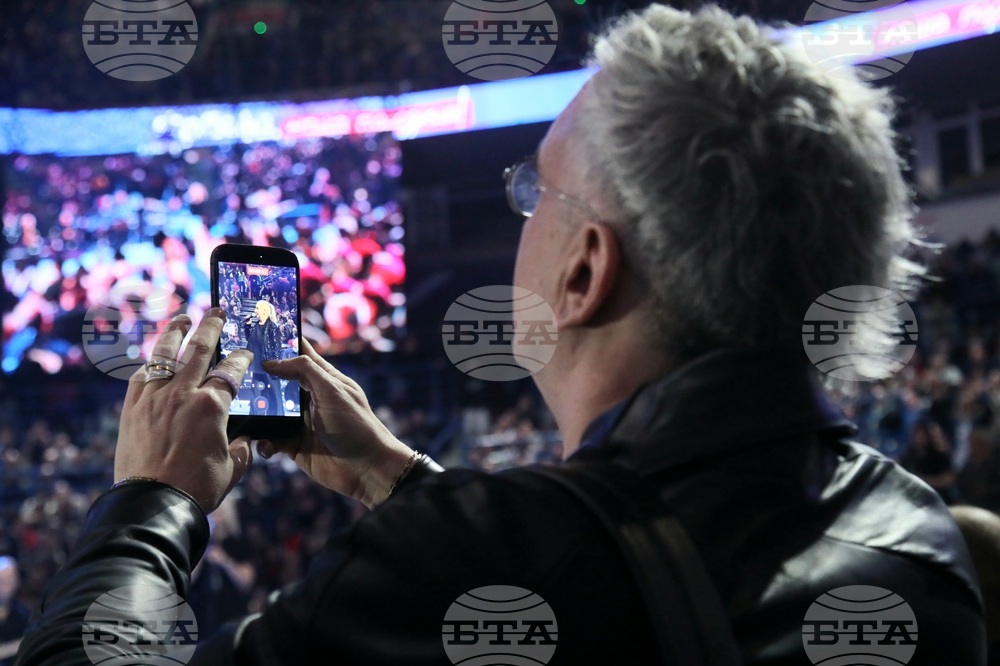 Сърбия - Белград - митинг - управляващи