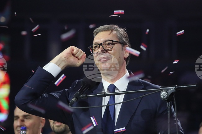 Сръбският президент Александър Вучич към съпартийците си: Благодаря ви, че спасихте Сърбия!