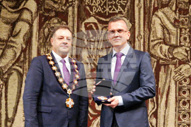 Велико Търново - почетни граждани - награждаване