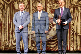 Велико Търново - почетни граждани - награждаване