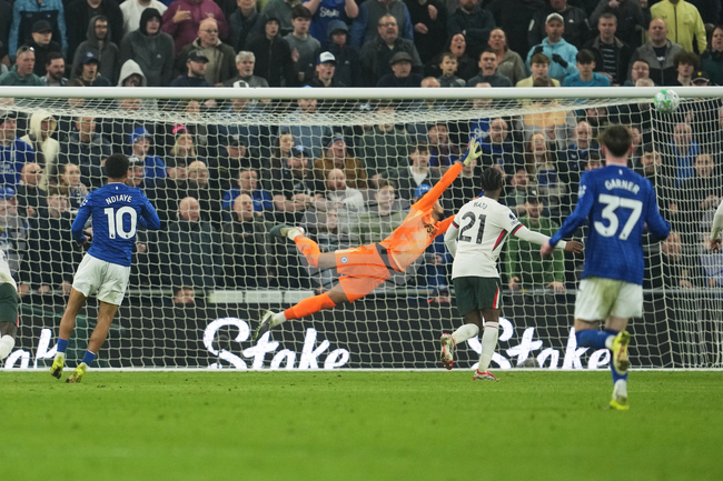 Евертън постигна класическа победа срещу Челси и погледна смело към евротурнирите