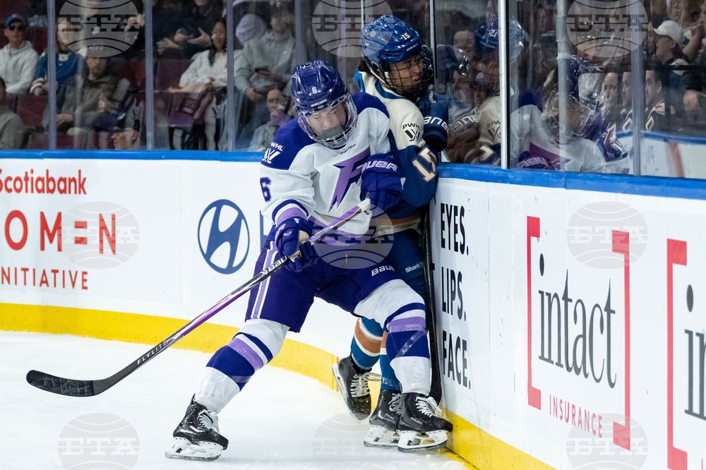 PWHL Frost Goldeneyes Hockey