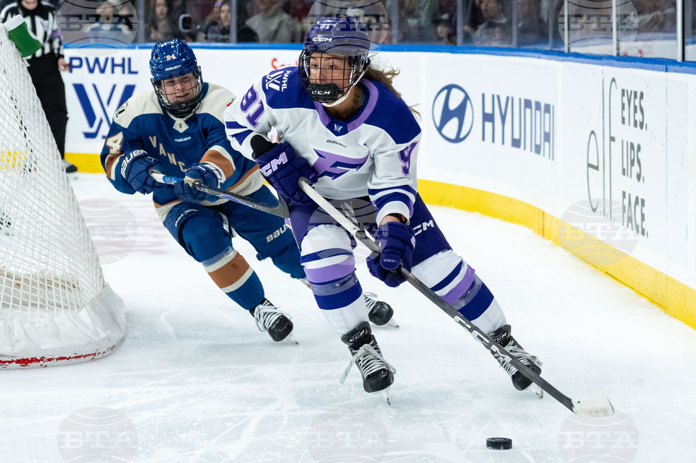 PWHL Frost Goldeneyes Hockey