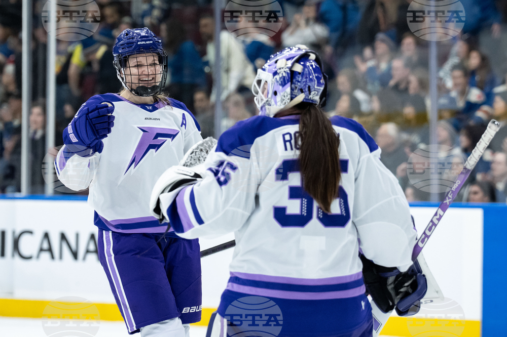 PWHL Frost Goldeneyes Hockey