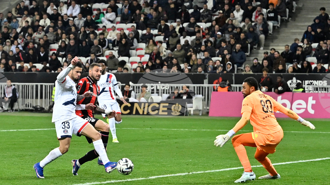 Пари Сен Жермен победи Ница и се върна на върха в класирането на Лига 1