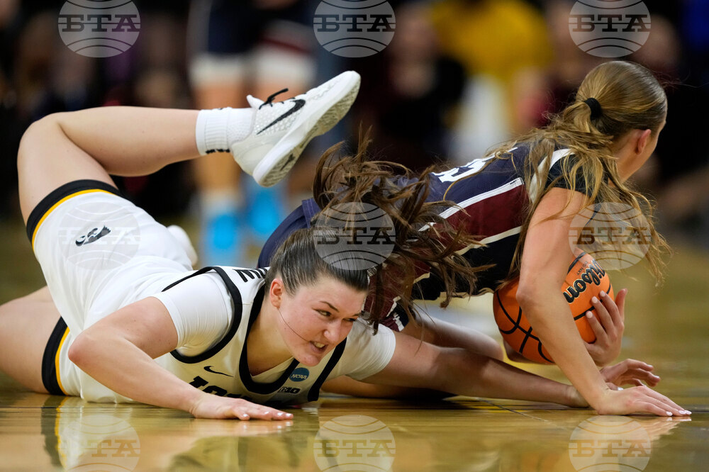 APTOPIX NCAA Fairleigh Dickinson Iowa Basketball
